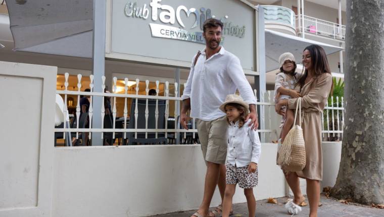 Hotel Bimbi Gratis